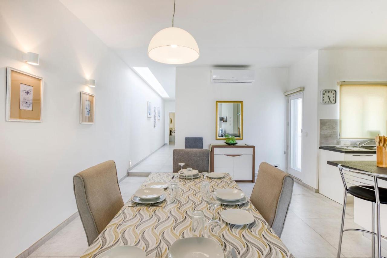 Gzira Penthouse - Hosted By Sweetstay Exterior photo